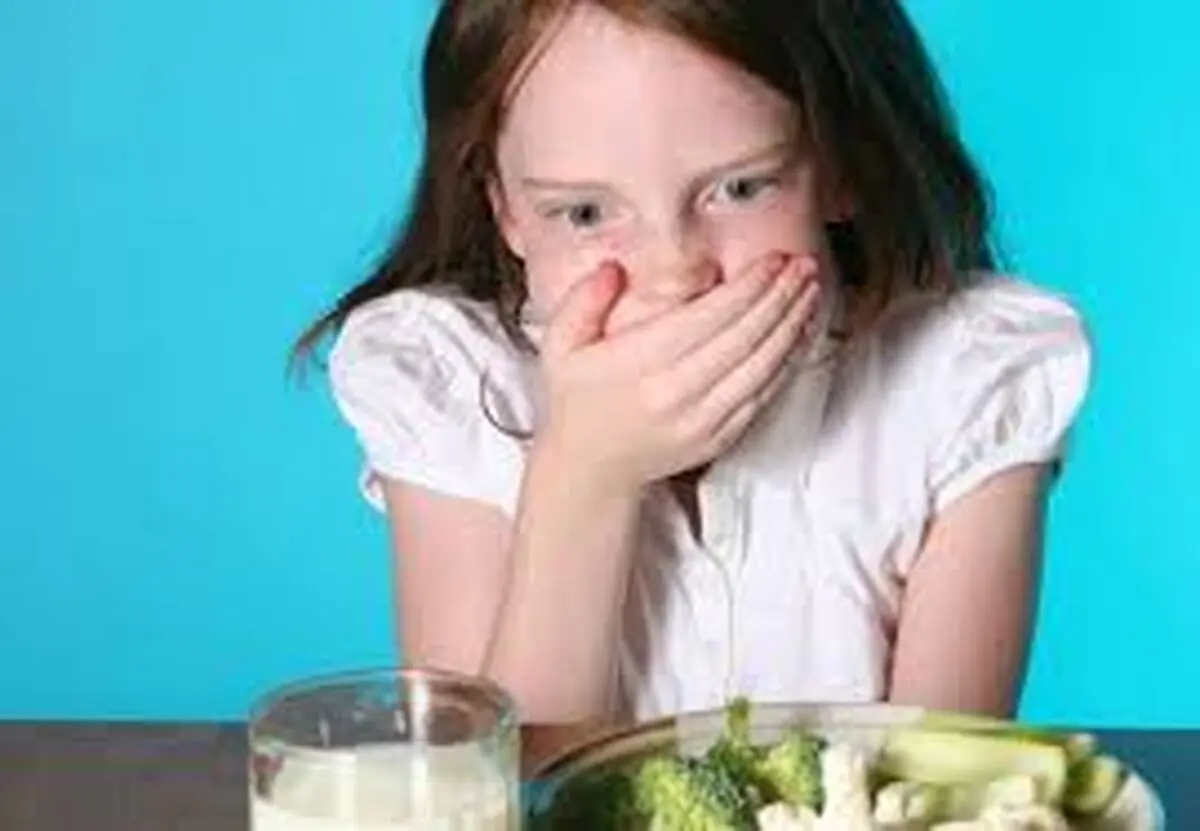 8 دلیل شگفت انگیز بروز حالت تهوع