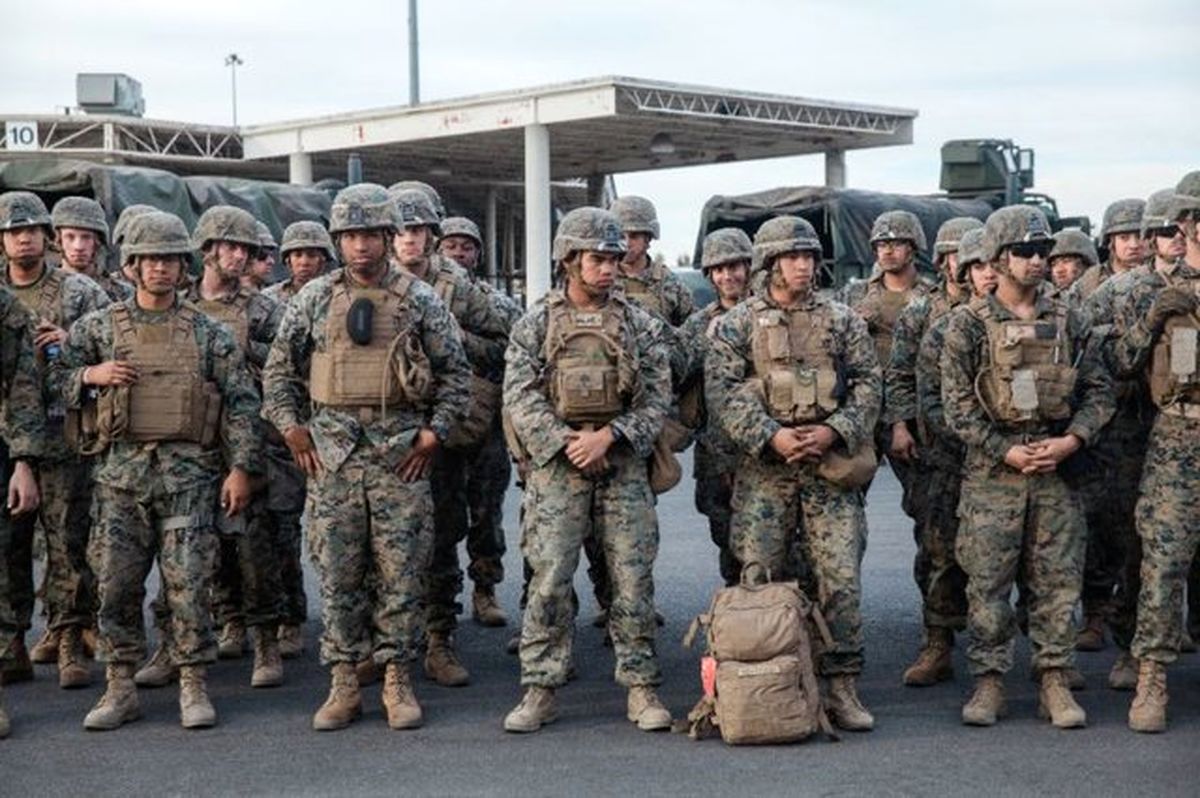 ترامپ: سربازان تا زمانیکه لازم باشد در مرز مکزیک می‌مانند