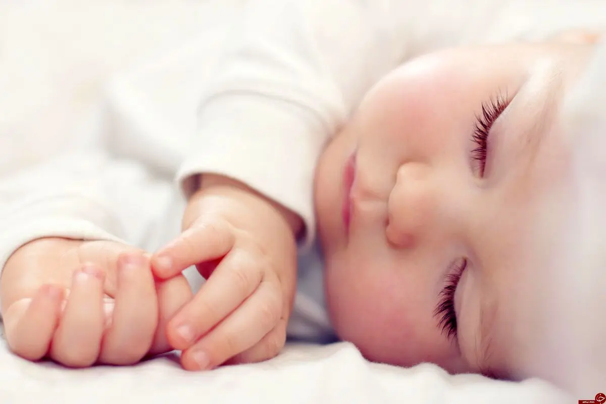 آیا میدانید از نوزادی تا ۲۰ سالگی چه اتفاقاتی برای یک انسان رخ می‌دهد؟