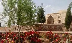معرفی چشمه آب گرم ورتون