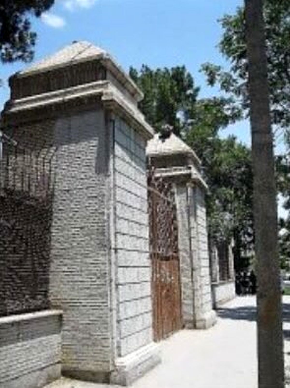 تخریب آثار تاریخی توسط دستگاههای دولتی!