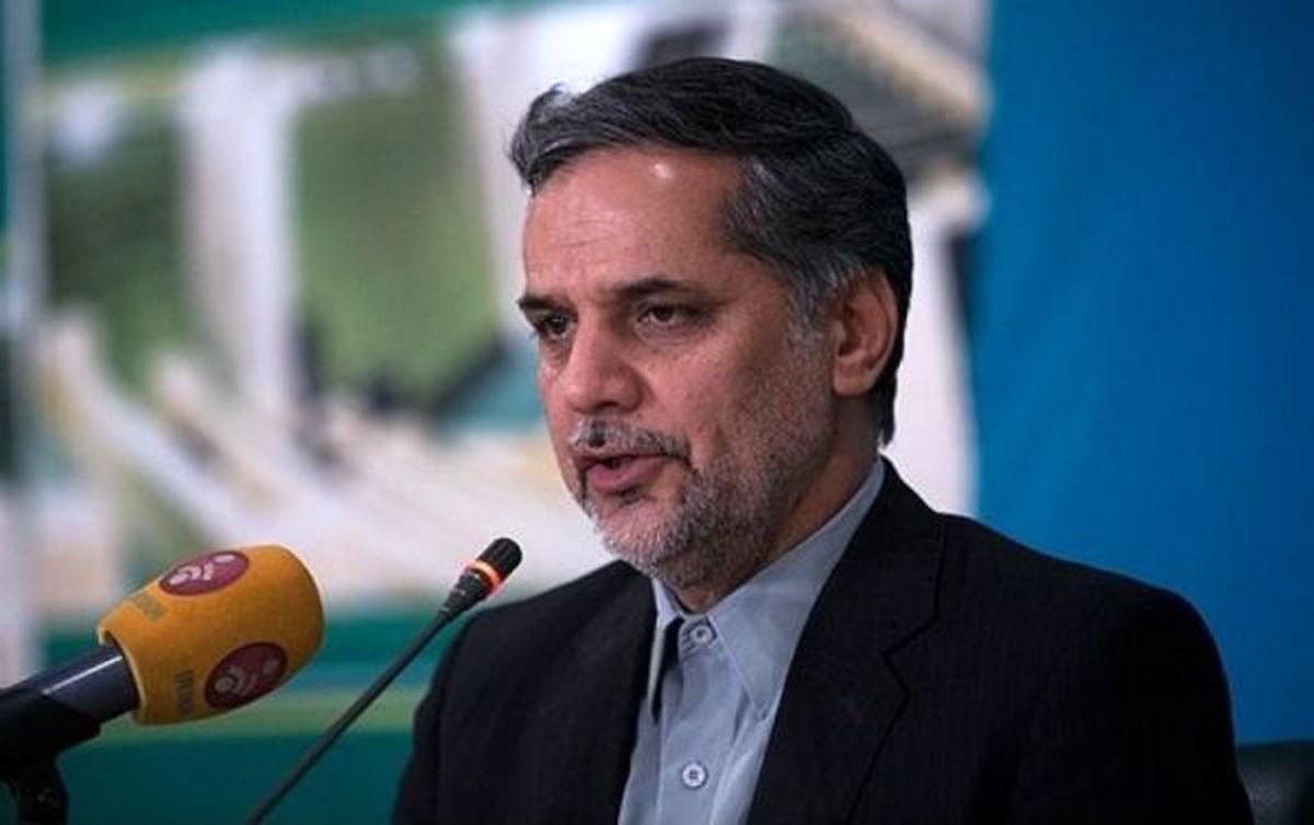 استمرار حضور بازنشستگان در نهادهای اجرایی هیچ توجیهی ندارد/ وابستگی برخی از مدیران بازنشسته به صندلیهایشان قابل تامل است