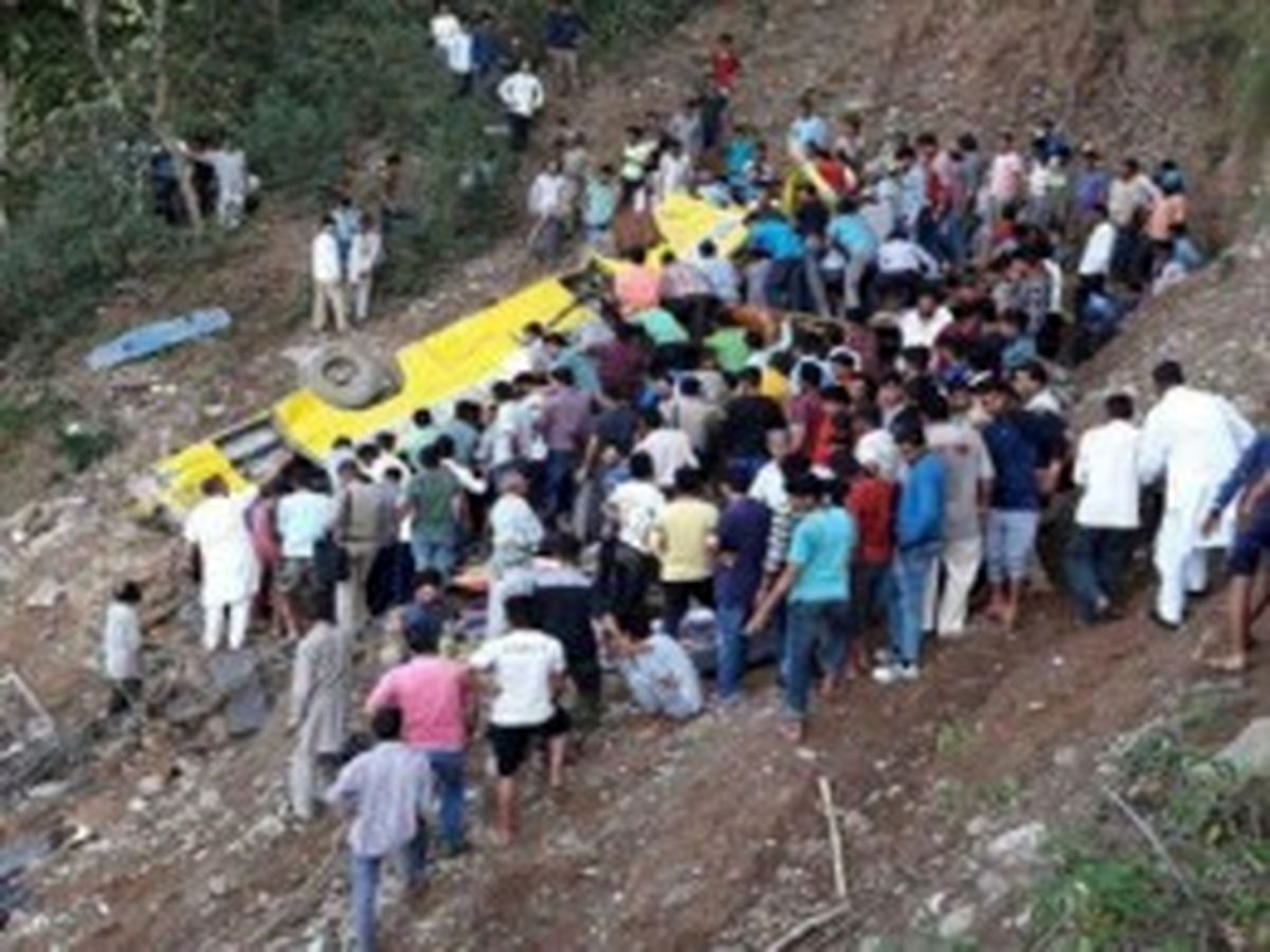 سقوط مرگبار اتوبوس در هند با 15 کشته