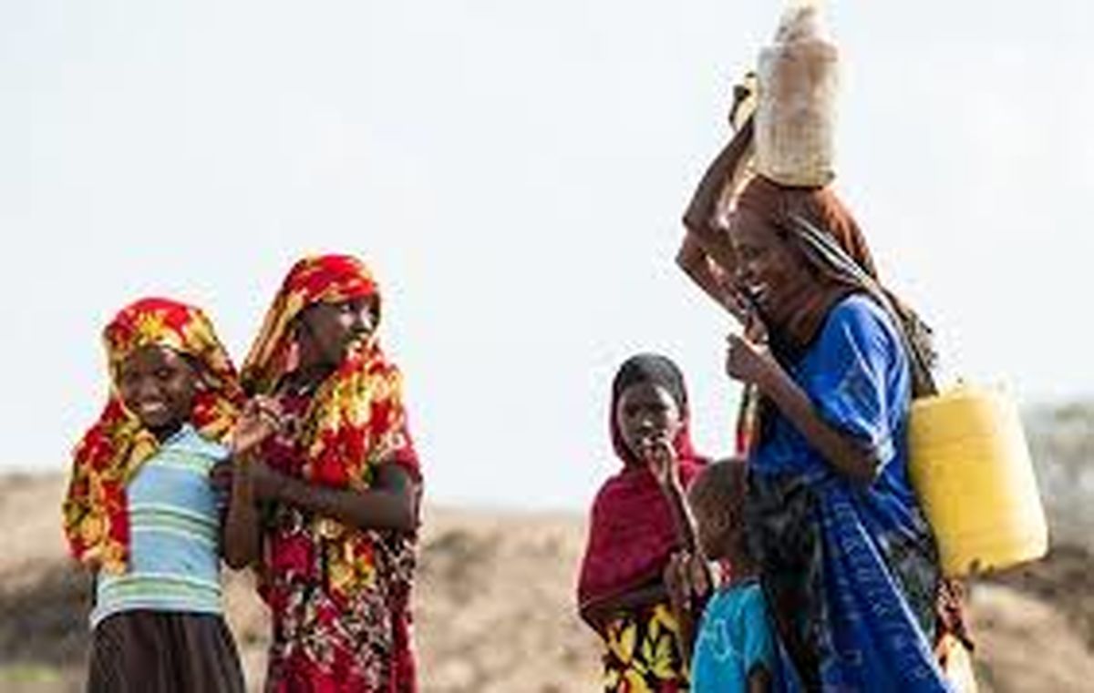 گذراندن روزانه 200 میلیون ساعت برای حمل آب توسط زنان آفریقایی