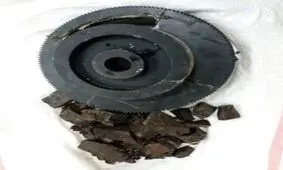 کشف تریاک از لابه لای چرخ دنده توسط ماموران گمرک