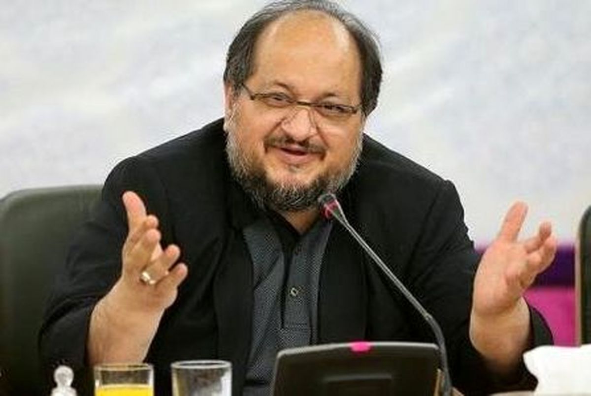 شریعتمداری: ما قدیمی‌ها عادت کرده‌ایم که کار نکنیم و بیت‌المال را آتش بزنیم