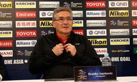 بازیکنانم تحسین‌برانگیز بودند/ تا سال بعد قرارداد دارم