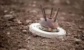 انفجار مین در شوش باعث قطع پای یک نوجوان شد