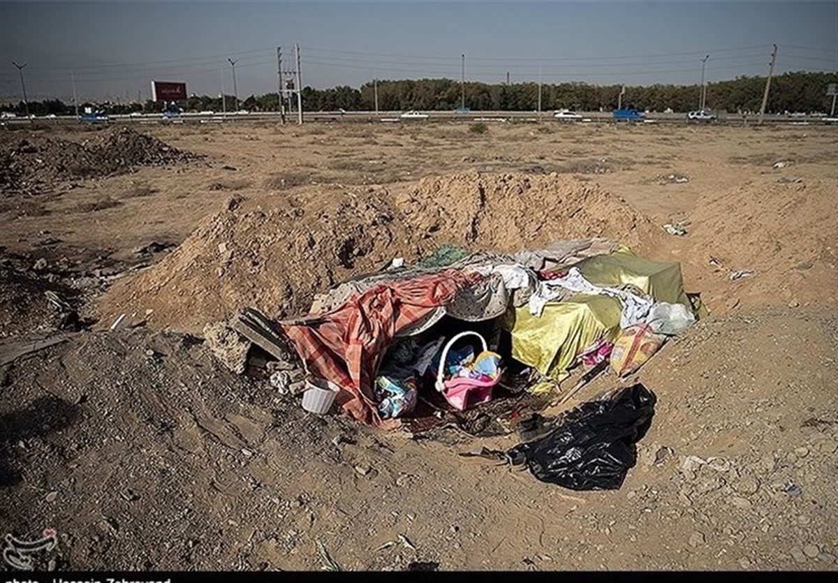 کارتنخوابها به گرمخانه شهرداری مشهد منتقل میشوند