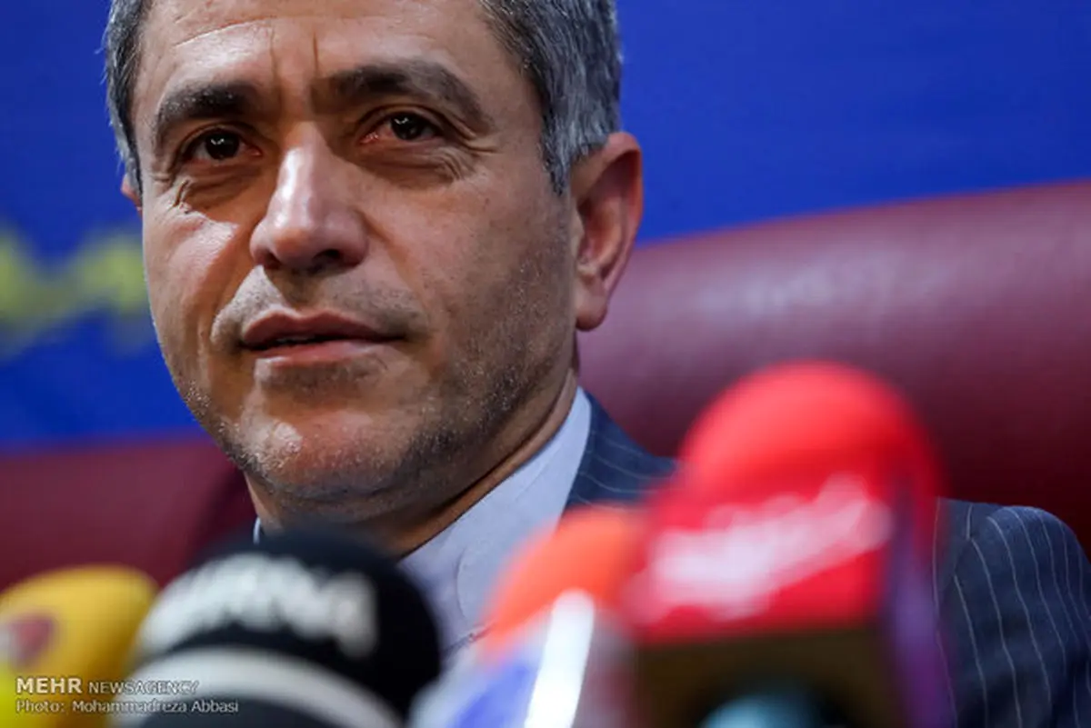 حکم رییس جمهور برای عضویت طیب‌نیا در شورای پول و اعتبار صادر شد