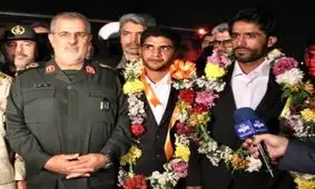 بازگشت ۵ تن از مرزبانان ربوده شده به کشور + تصاویر