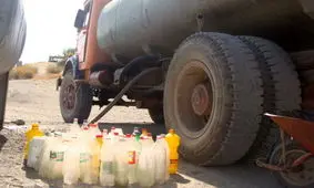 آبرسانی با تانکر در مناطقی از تبریز/حل مشکل قطع آب تا ساعاتی دیگر