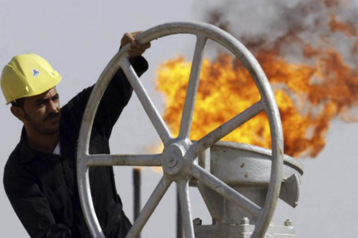 قیمت نفت بیش از ۱ درصد سقوط کرد