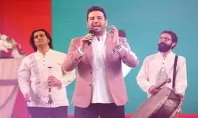 امید حاجیلی پاسخ نوازنده معترض به خندوانه را داد