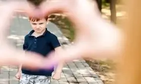 چرا برخی فرزندان والدین شان را دوست ندارند؟

