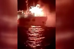 آتش گرفتن کشتی در آب‌های عسلویه با ۲ مفقودی