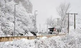 بارش برف در بیشتر محورهای مواصلاتی خراسان رضوی