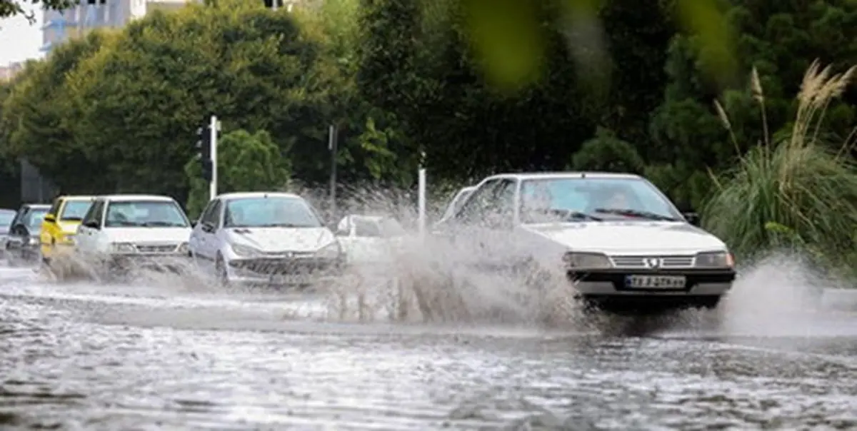 5 استان کشور درگیر سیل و آب‌گرفتگی/امدادرسانی به مسافران در راه