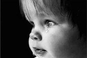 گریه های کودک 1 ساله مرگ او را به دست پدر بی رحم رقم زد +عکس