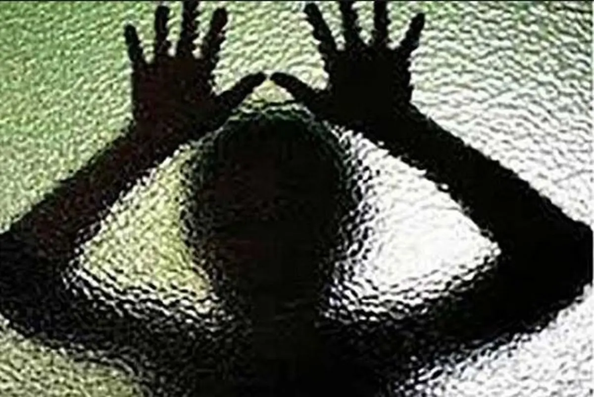 حمله متجاوز سابقه دار به یک زن چاق در پارک +عکس