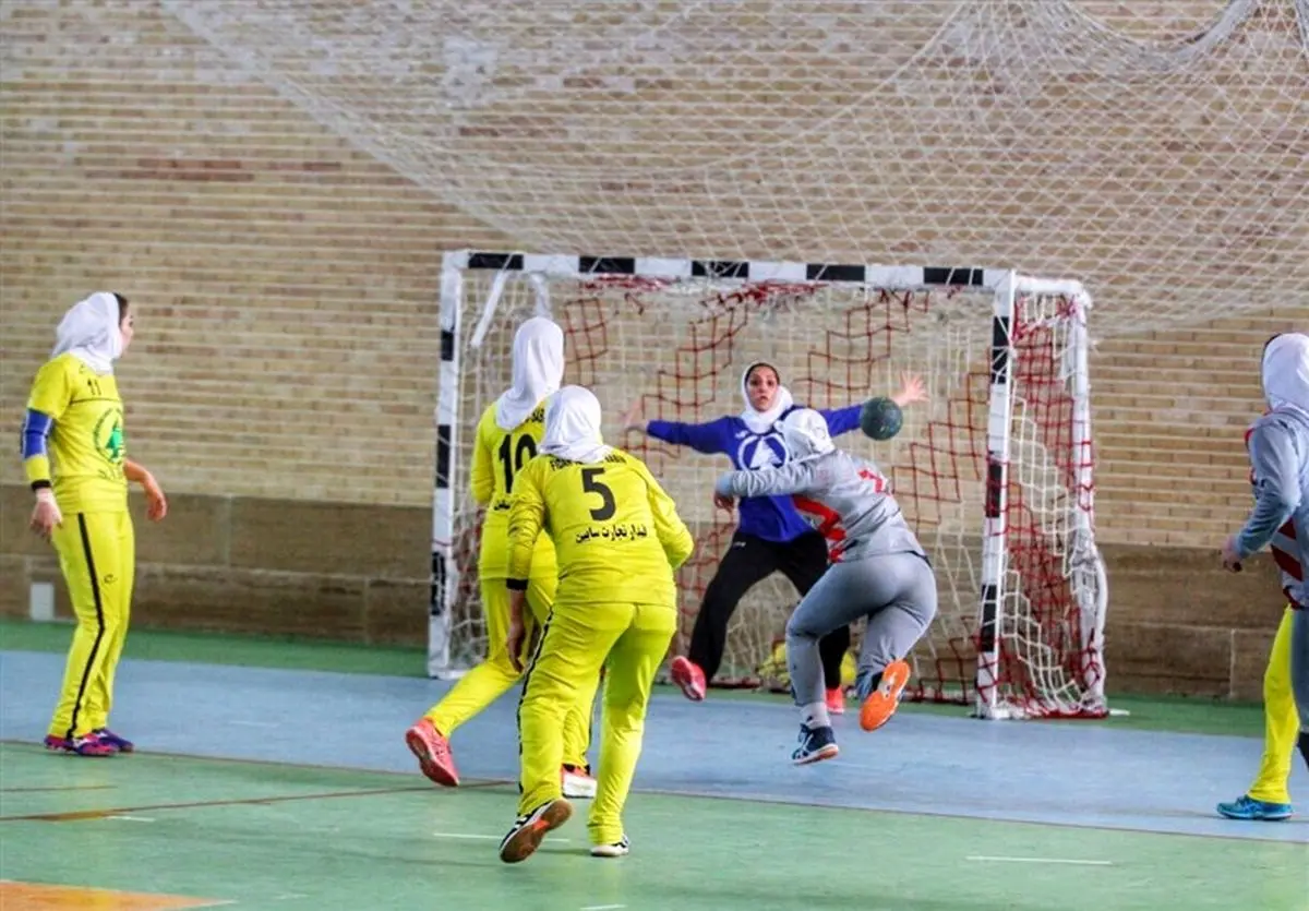 باخت عجیب تیم هندبال دختران سیستان و بلوچستان به اصفهان؛ ۲۵۳ بر صفر