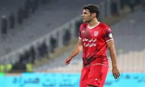 بازیکنان پرسپولیس عادت کردند با هر برخورد رفتار زشتی داشته باشند