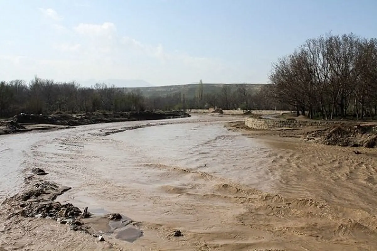 آبگرفتگی ۵۰ خانه مسکونی در لردگان