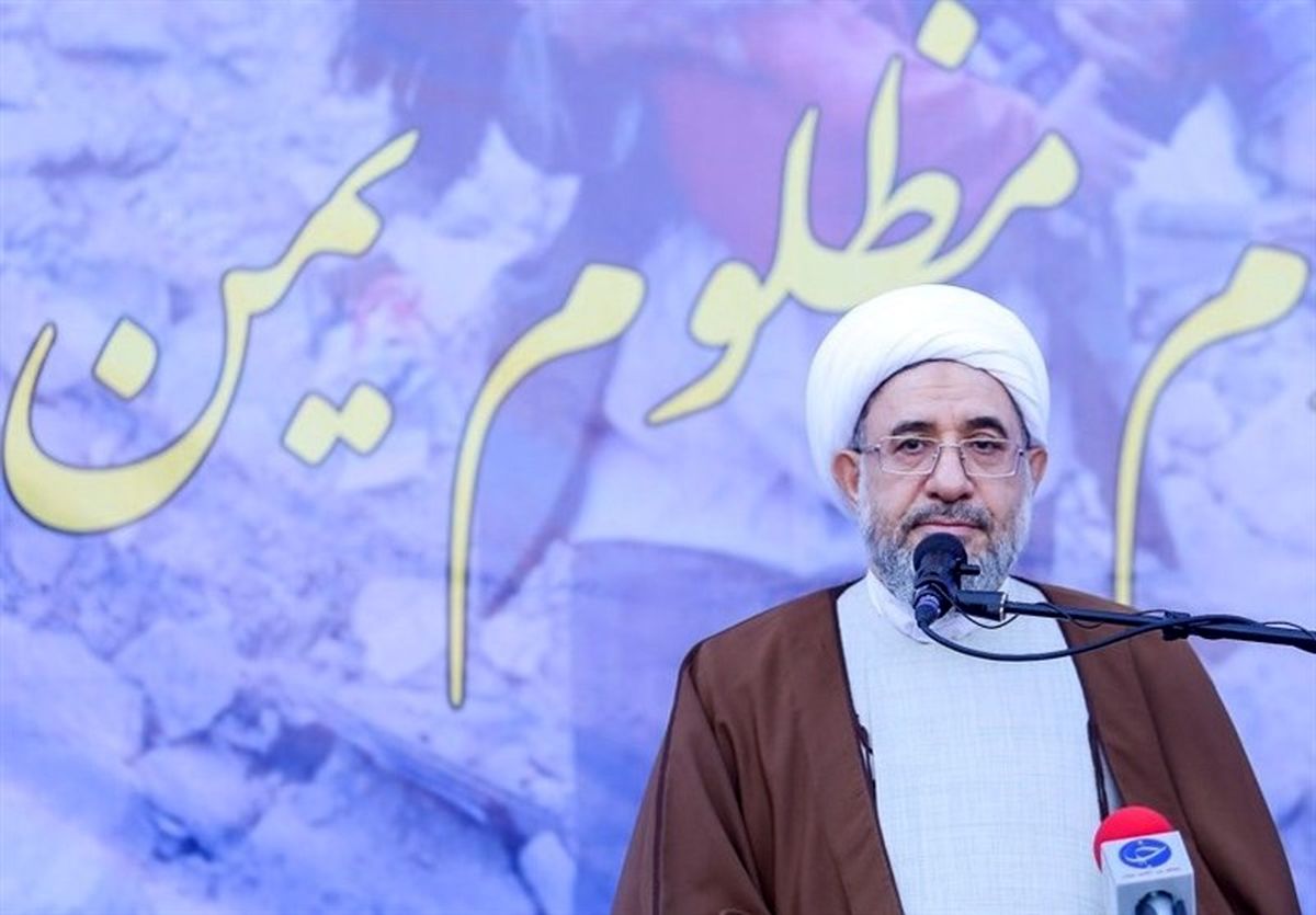 تقدیر مجمع تقریب از خانواده شهید مغنیه در کنفرانس وحدت/ تکفل خانواده «شهدای بازگشت»
