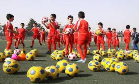 مسابقه استعدادیابی «فوتبالی‌ها» در شبکه ۲
