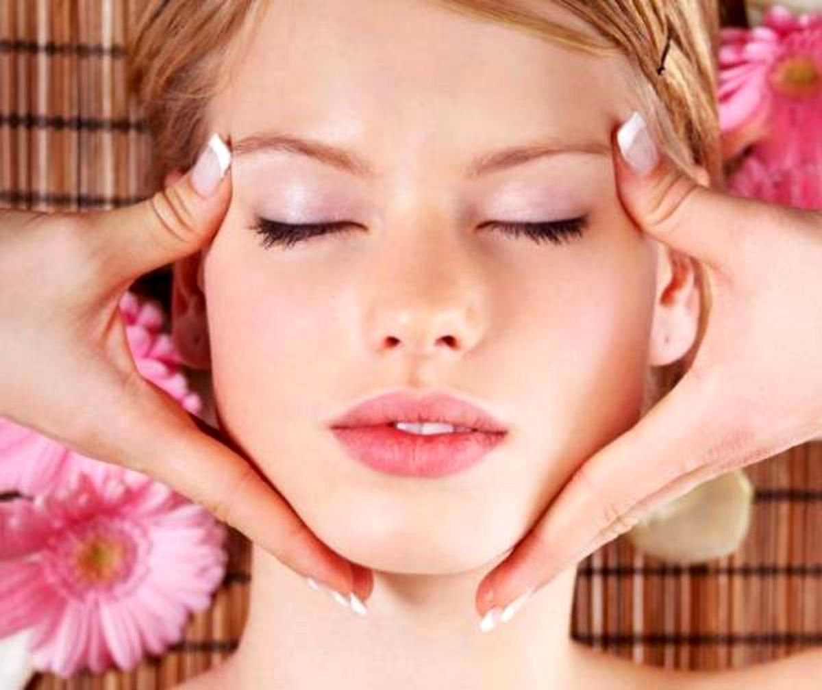 4 دقیقه ماساژ ضد پیری پوست صورت