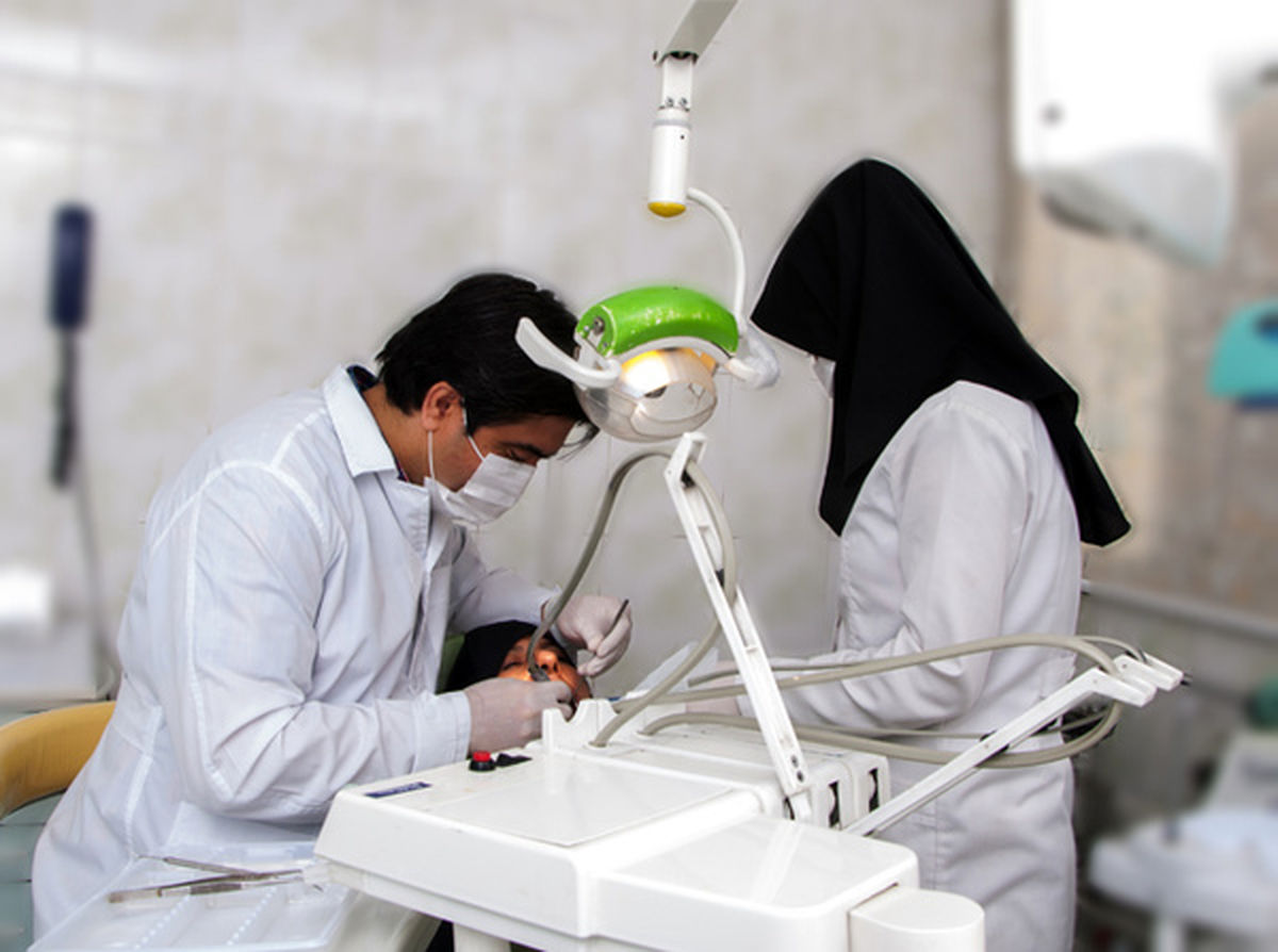 تولید کامپوزیت دندانی متناسب با نژاد ایرانی ها