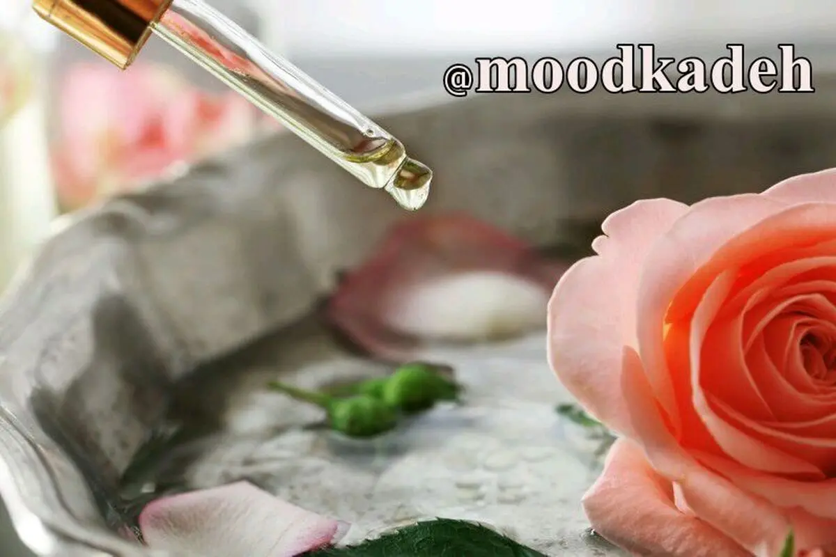 به آب نوشیدنی گلاب اضافه کنید