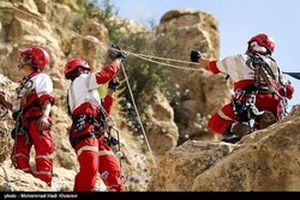 نجات معجزه آسای مرد 59 ساله پس از سقوط از کوه
