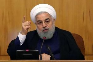 روحانی: برخی از تصمیمات بانک مرکزی درست نبود /سال‌ها بحث داشتیم که ورود طلا به کشور را آزاد کنیم/باید مشکلات مردم را حل کرد تا دولت شرمنده نشود/استان‌های مرزی در شرایط تحریم مسئولیت ویژه‌ای دارند