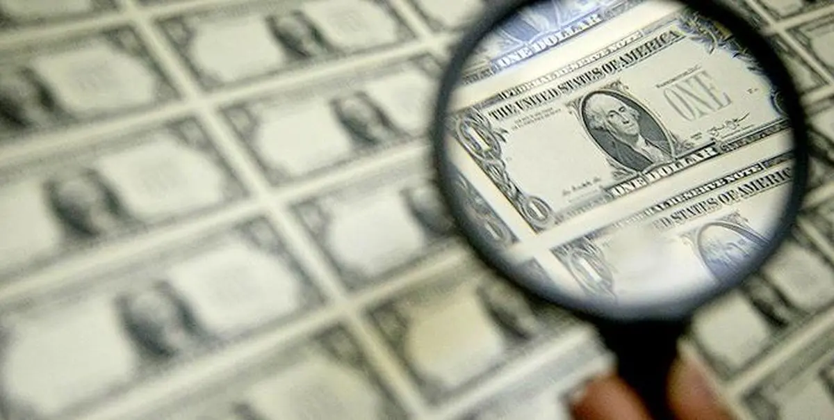 نرخ دلار باید به زیر ۱۰ هزار تومان بیاید