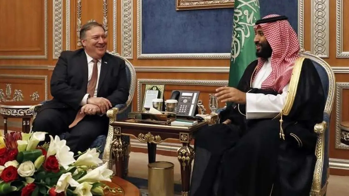 ادعای وزیر خارجه آمریکا: ایران مقصر جنگ یمن است/ تمجید پمپئو از بن سلمان