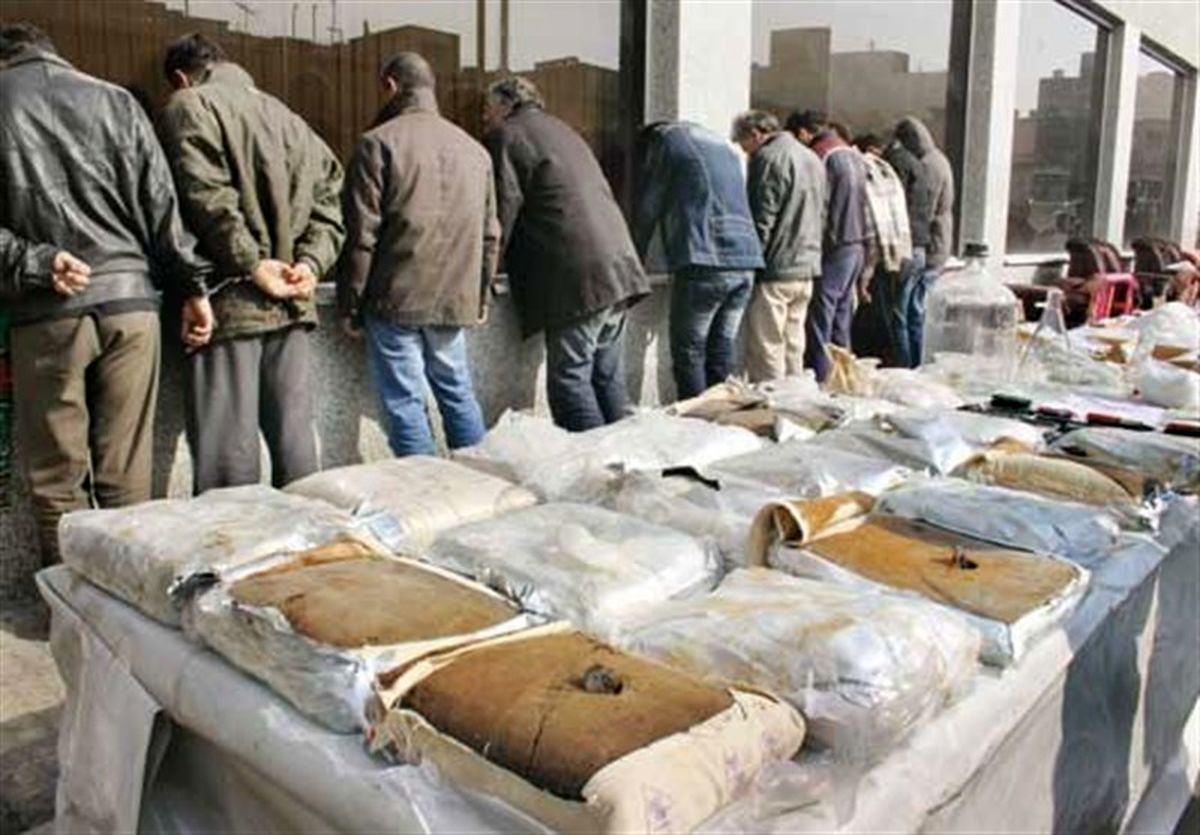 ۲۰۰۰ قاچاقچی در آذربایجان غربی دستگیر شدند