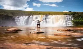 آهنگ پرانرژی "نامه" امیر تاجیک