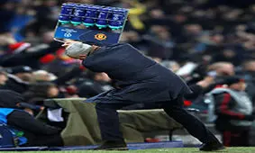 شادی منحصر به فرد مورینیو پس از گل دقیقه نودی به یانگ بویز + فیلم