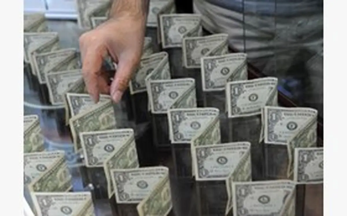 دلار وارد کانال ۱۱ هزار تومان شد
