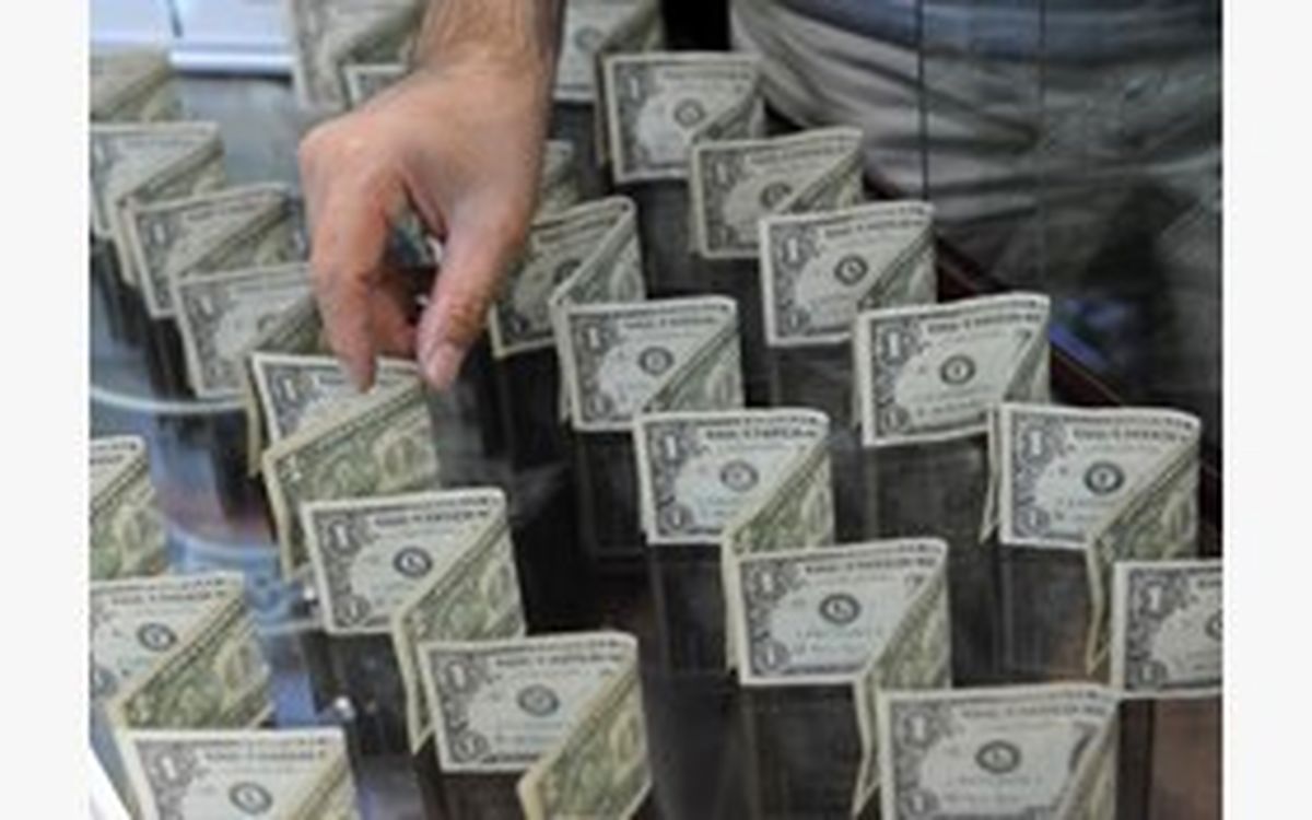 دلار وارد کانال ۱۱ هزار تومان شد
