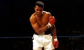 عکس/ اسطوره بوکس جهان در نماز جمعه تهران