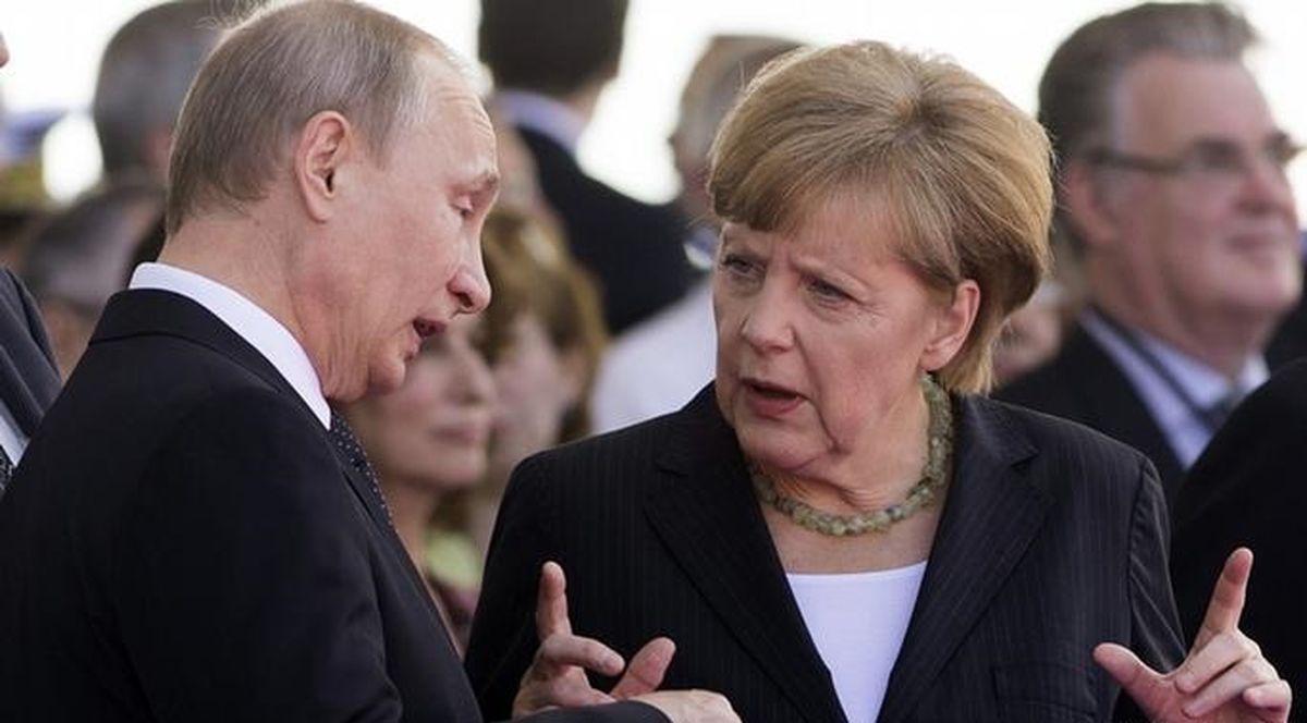مرکل: روسیه را تحریم می‌کنیم/ با پوتین درباره تنش اخیر با اوکراین گفتگو می‌کنم