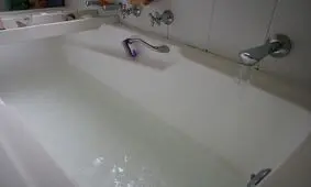 کار وحشتناک زن ۷۱ ساله با شوهر ۷۴ ساله اش در وان حمام!