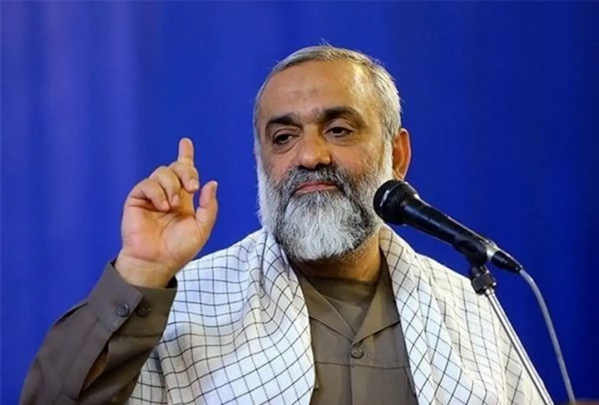 سردار نقدی:انتخابات آمریکا انتخاب شغال و روباه است/اگر کسی در فاحشه‌خانه به دنیا بیاید و حرام‌زاده باشد از محمدرضا پهلو/ی بهتر است /به اشرافی‌ها رای می‌دهیم ،بعد می‎گوییم که چرا به فکر مردم نیستند؟