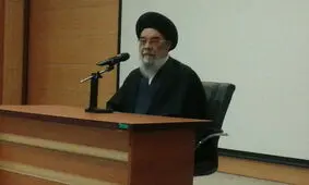 امام جمعه اصفهان: بسیاری کشورها امروز از آمریکا می ترسند اما ایران در برابر آنها ایستاده است/کارهای انجام شده تا کنون با دوران پهلوی اول و دوم قابل مقایسه نیست