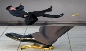 انداختن موز زیرپا درانگلستان غیرقانونی است و جریمه سنگین دارد