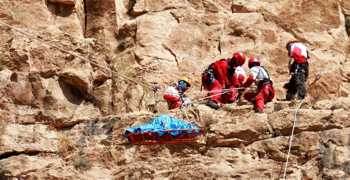 مرگ مرد 76 ساله در ارتفاعات طاقبستان