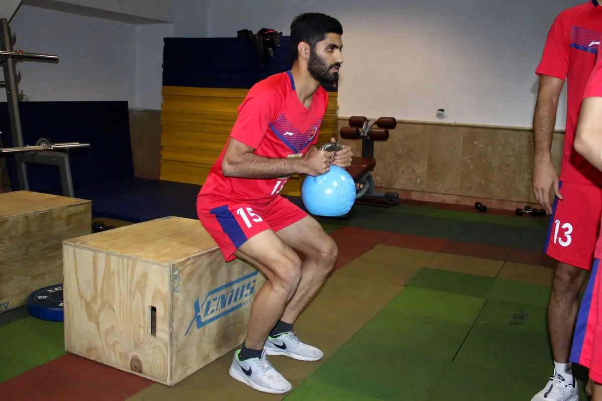 تمرینات ویژه مصدومان پرسپولیس در شهید‌ کاظمی