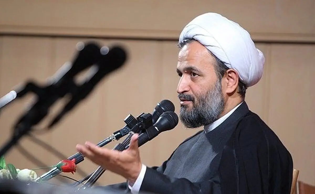 پناهیان: از یک رفتار حزب‌اللهی‌ها زده شده‌ام؛ هر کسی برای خودش صاحب تشخیص شده/ بهزاد نبوی گفته باید مشکلاتمان را با جهان حل کنیم؛ کدام جهان؟ حلقه لندن، واشنگتن و تل‌آویو؟/تعریف‌هایی که از طرفداران پرسپولیس شد برایم خیلی خوشحال کننده بود